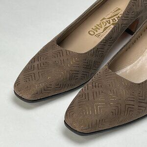 Salvatore Ferragamo light brown embossed geo pumps. Size 7 AA.